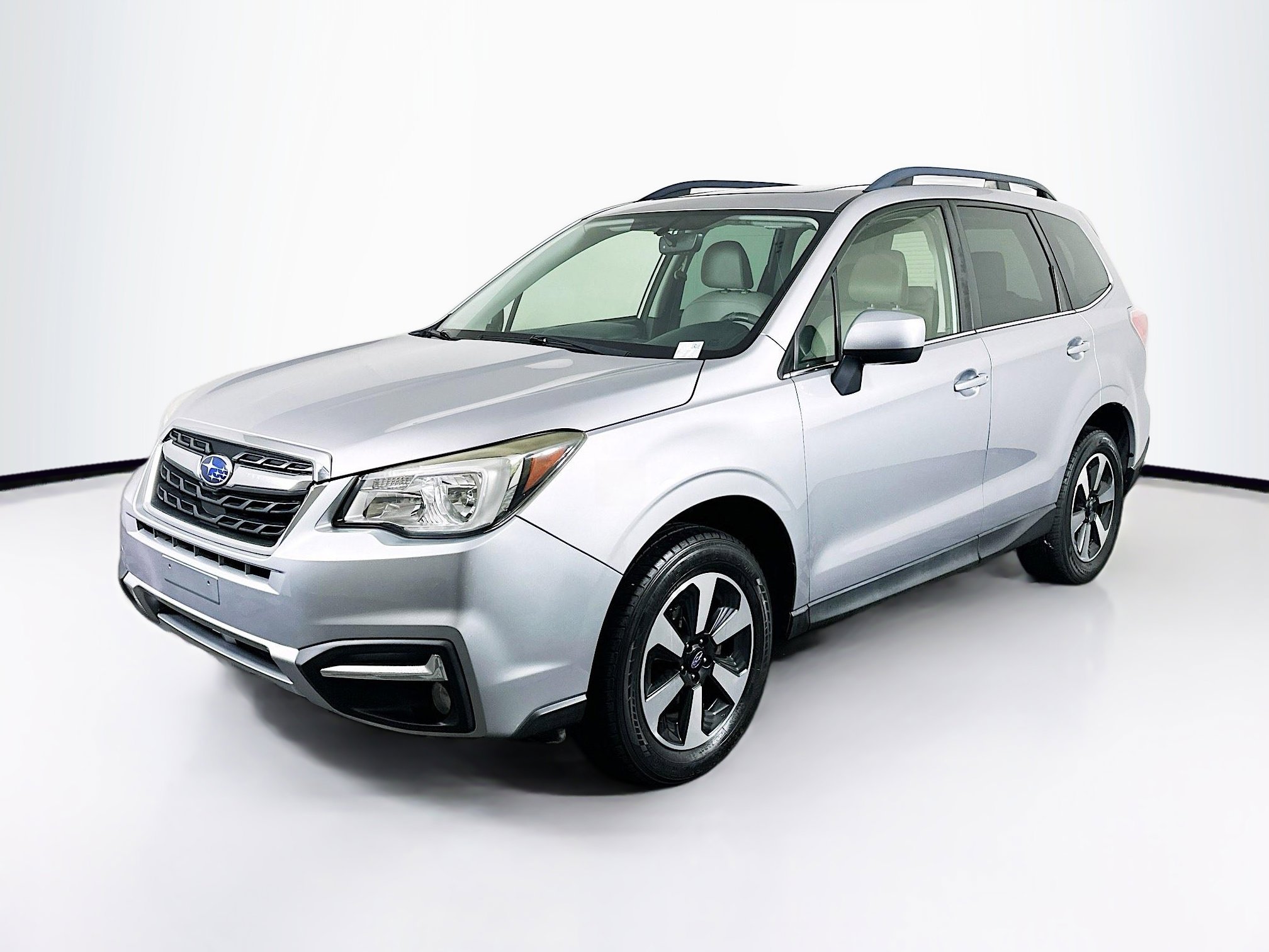 Used 2017 Subaru Forester 2.5i Limited image 3