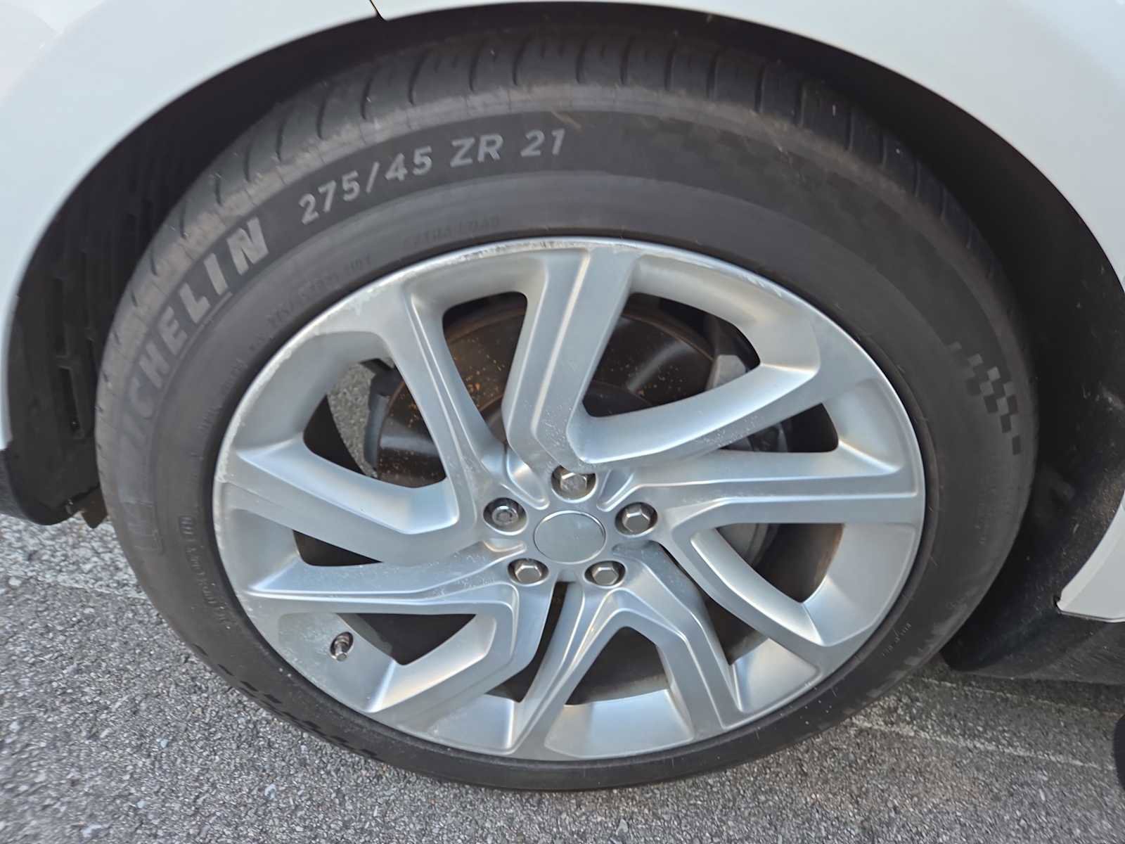 Used 2018 Land Rover Range Rover Sport HSE image 8