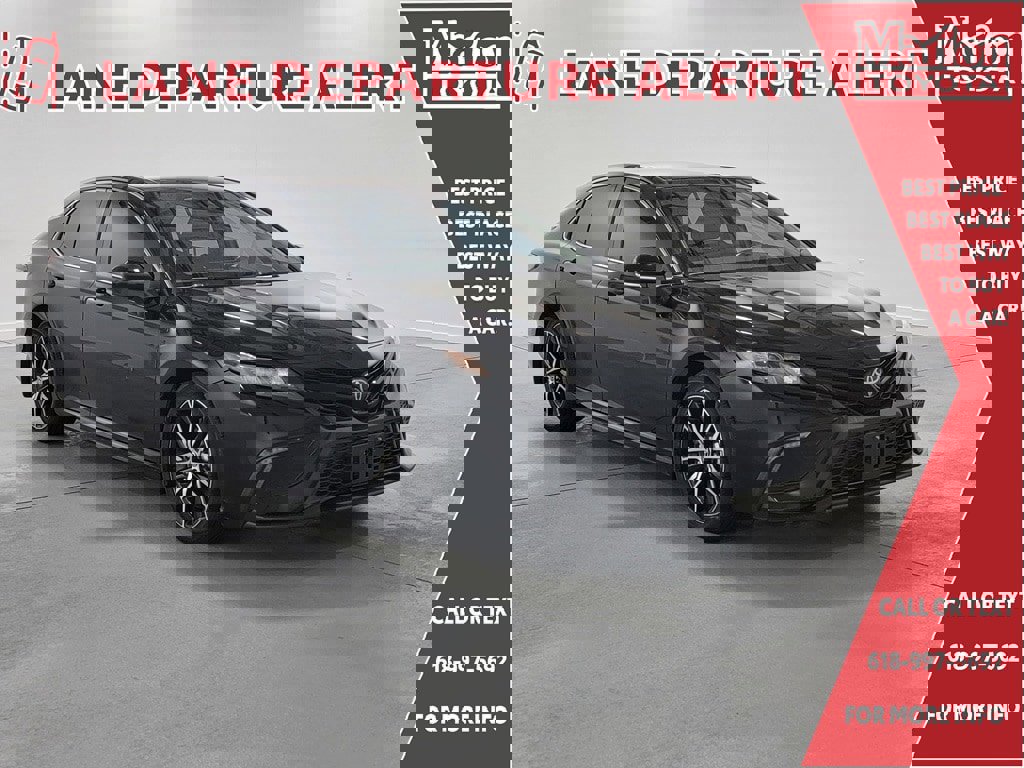 Used 2023 Toyota Camry SE