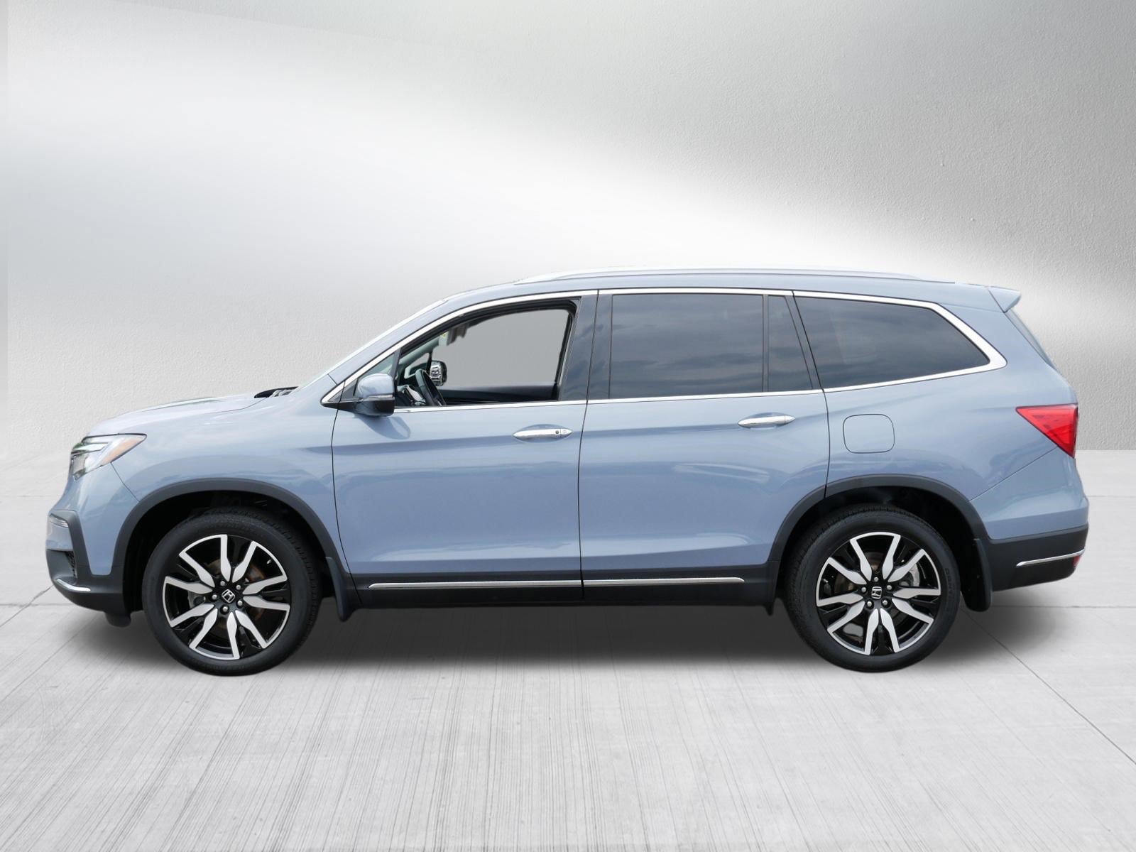Used 2022 Honda Pilot Touring image 4