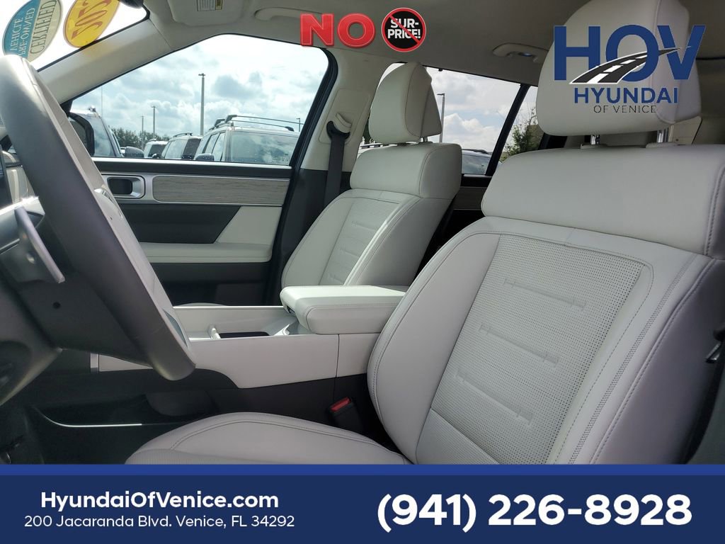 Used 2025 Hyundai Santa Fe Calligraphy AWD/4WD image 24