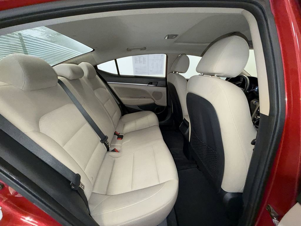 Used 2017 Hyundai Elantra Value Edition FWD image 17