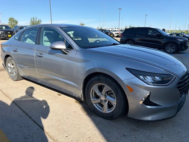 Used 2022 Hyundai Sonata SE FWD image 3