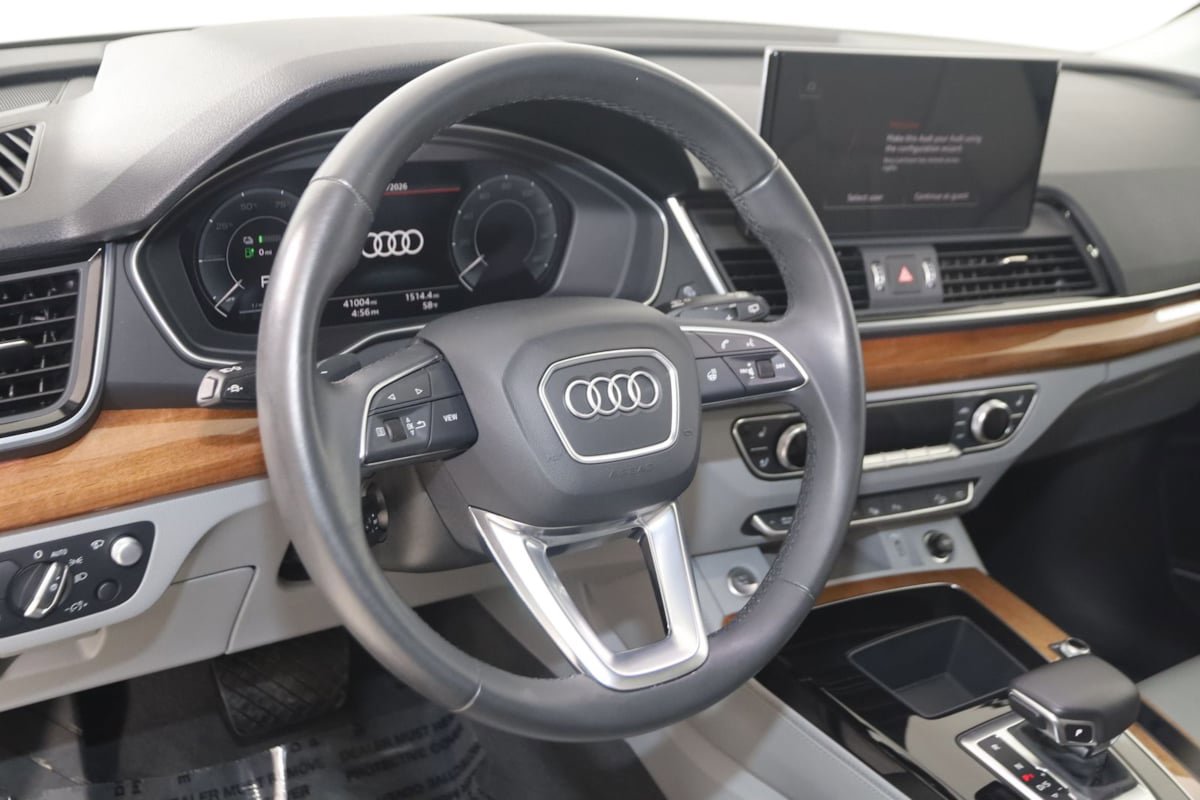Used 2021 Audi Q5 e Prestige w/ Prestige Package AWD/4WD image 6