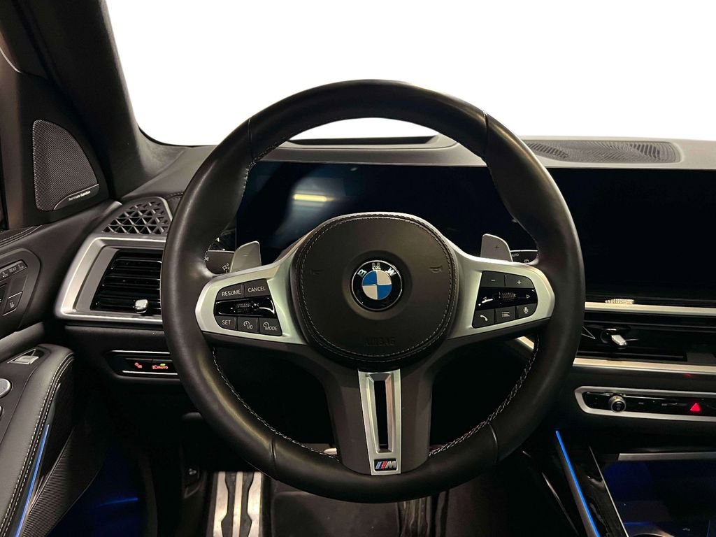 Used 2024 BMW X7 M60i w/ Climate Comfort Package AWD/4WD image 19