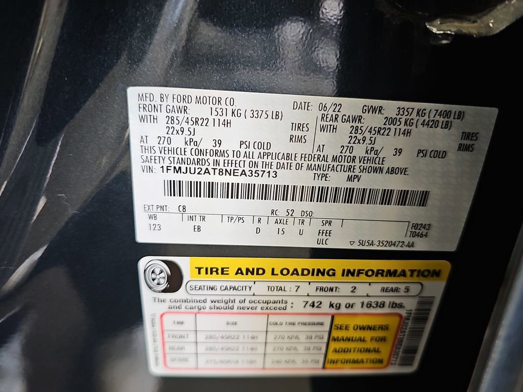 Used 2022 Ford Expedition Limited image 36