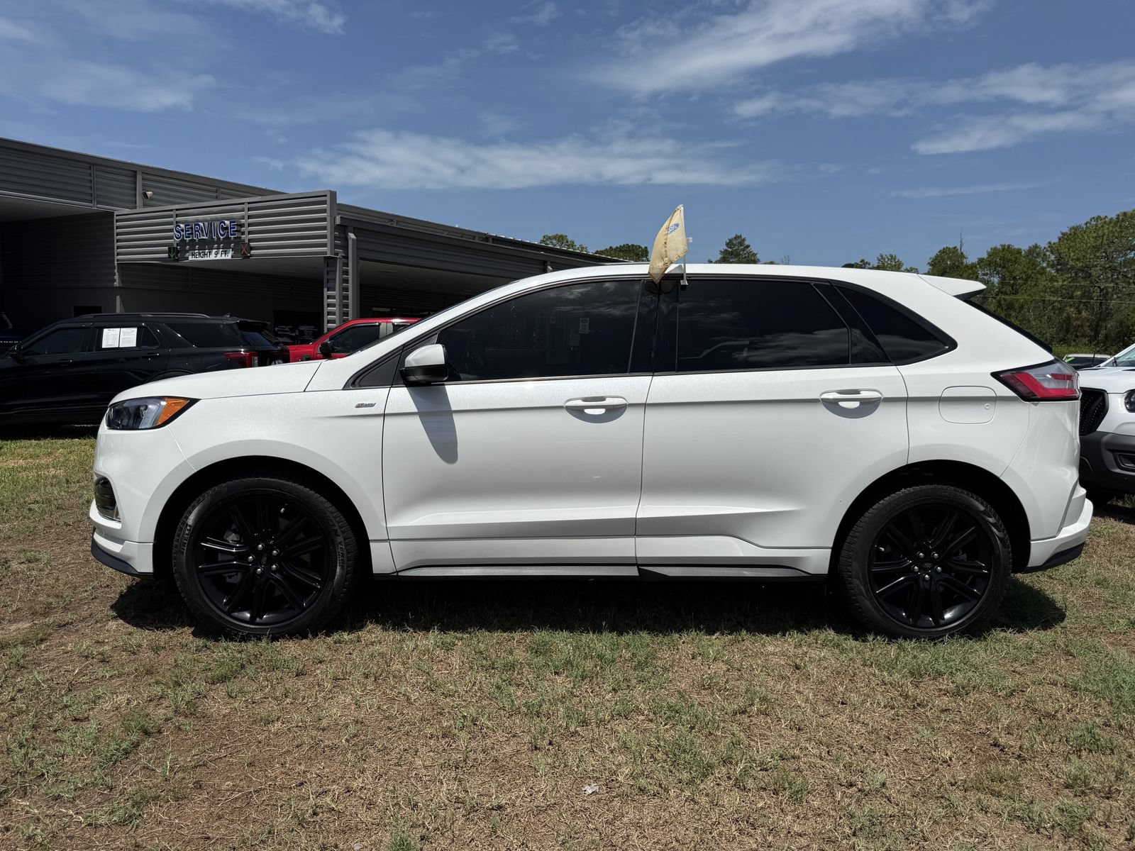 Certified 2024 Ford Edge ST-Line AWD/4WD image 9
