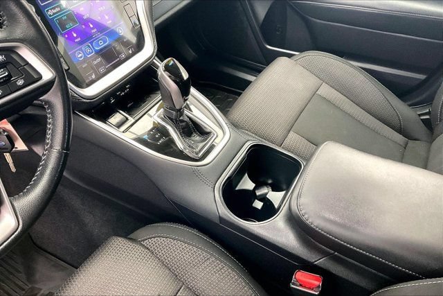 Used 2021 Subaru Outback Premium AWD/4WD image 17