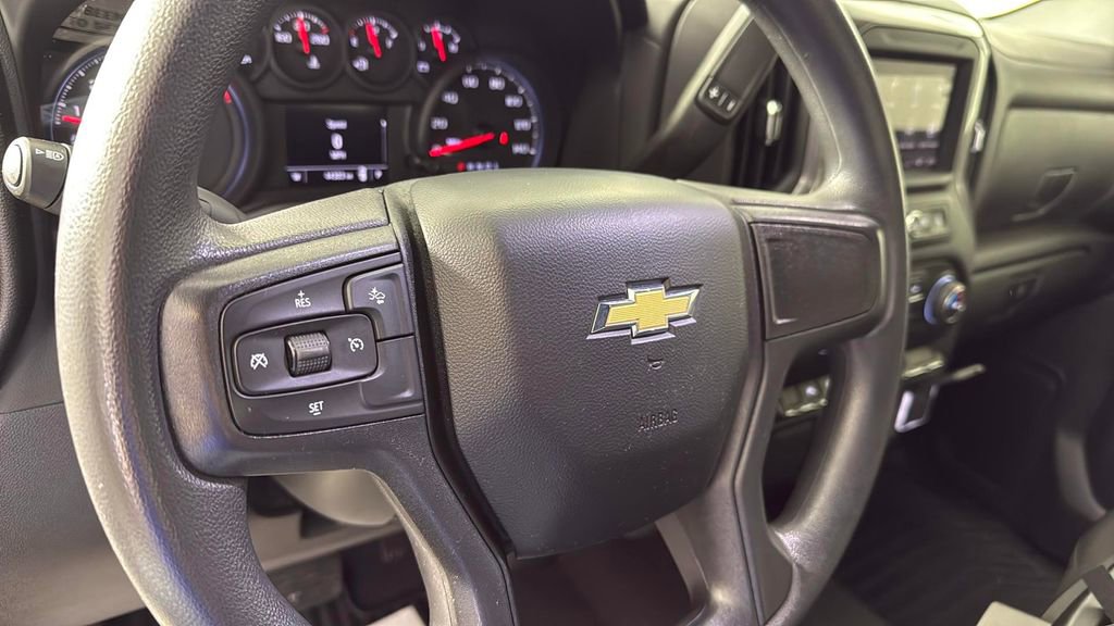Used 2024 Chevrolet Silverado 1500 Custom image 23