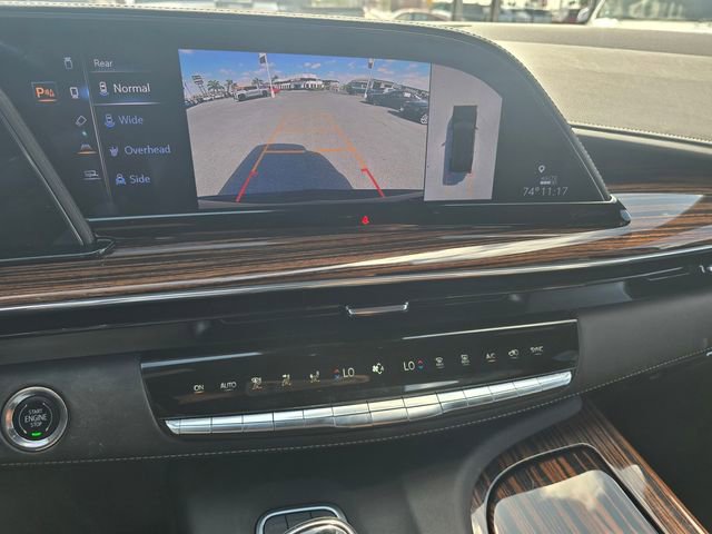 Used 2023 Cadillac Escalade Premium Luxury image 24
