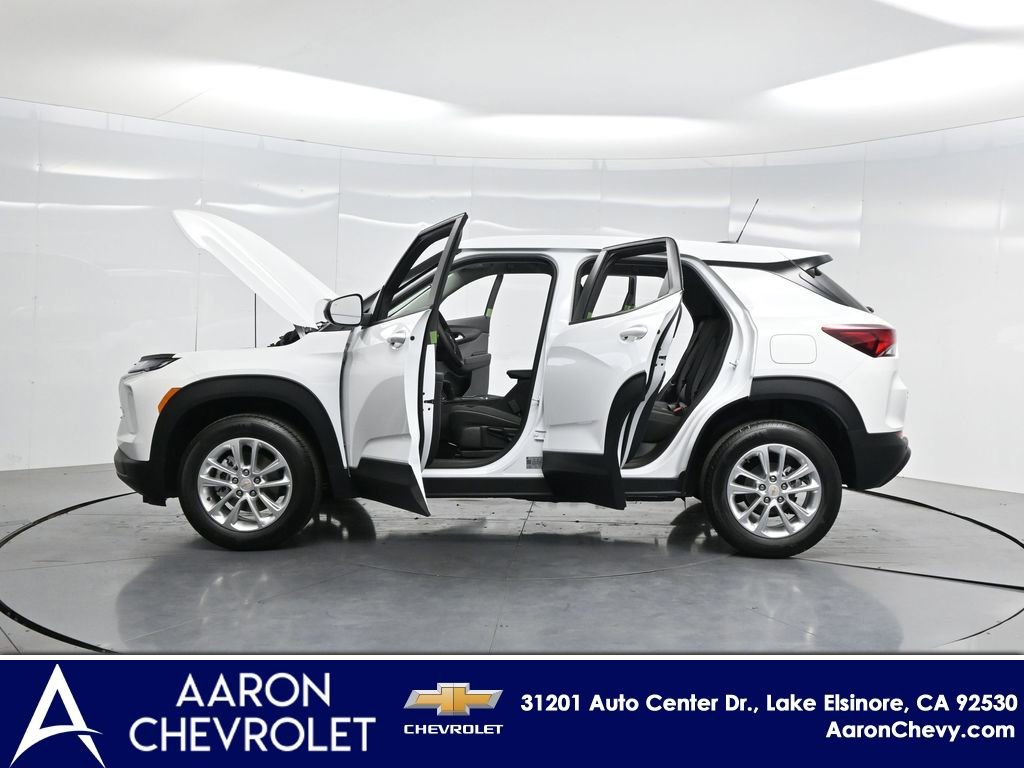 New 2026 Chevrolet TrailBlazer LS w/ LPO, Blackout Package AWD/4WD image 48