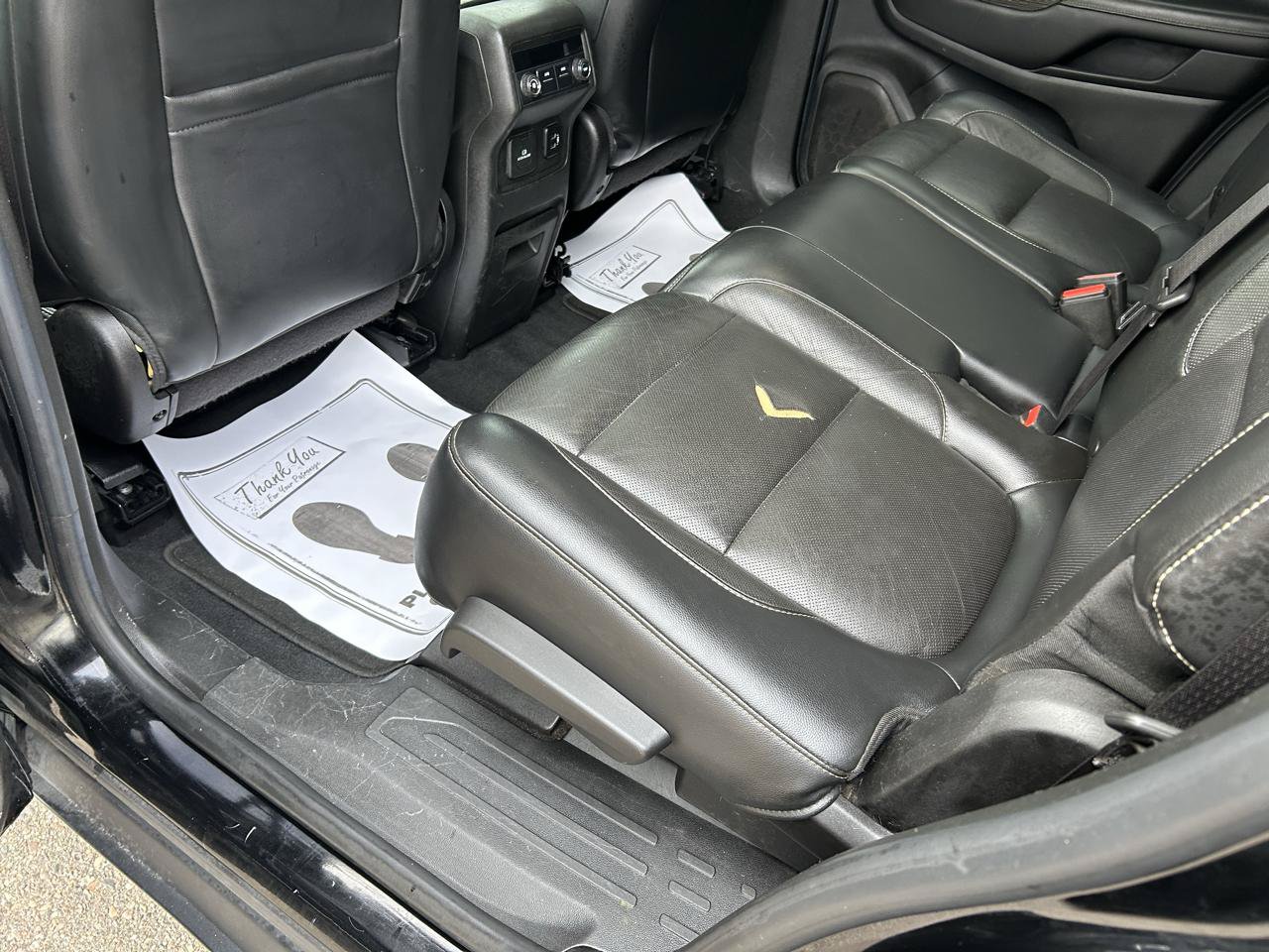 Used 2017 GMC Acadia SLT AWD/4WD image 9
