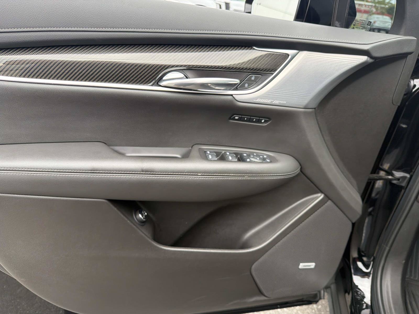 Certified 2023 Cadillac XT6 Sport w/ Technology Package AWD/4WD image 18