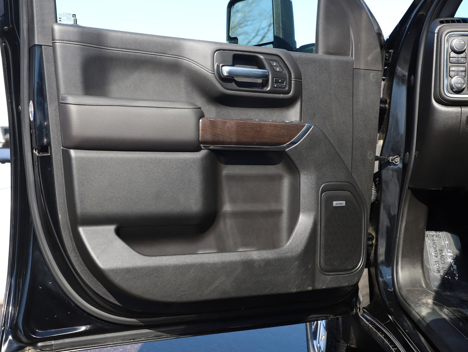 Used 2022 GMC Sierra 3500 Denali image 17