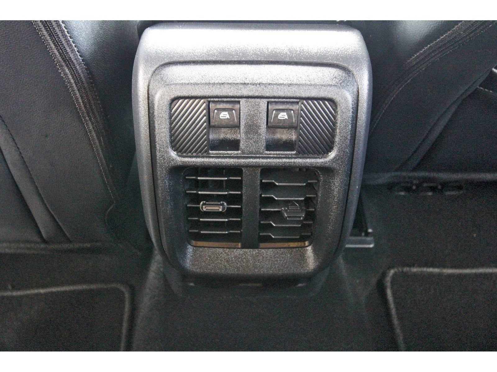 Used 2025 Ford Bronco Outer Banks AWD/4WD image 15