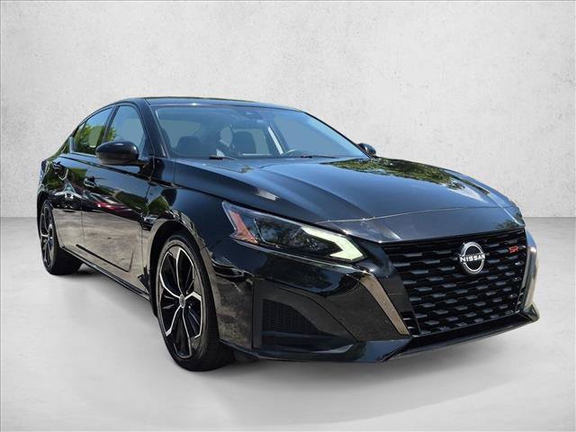Certified 2023 Nissan Altima 2.5 SR FWD image 3