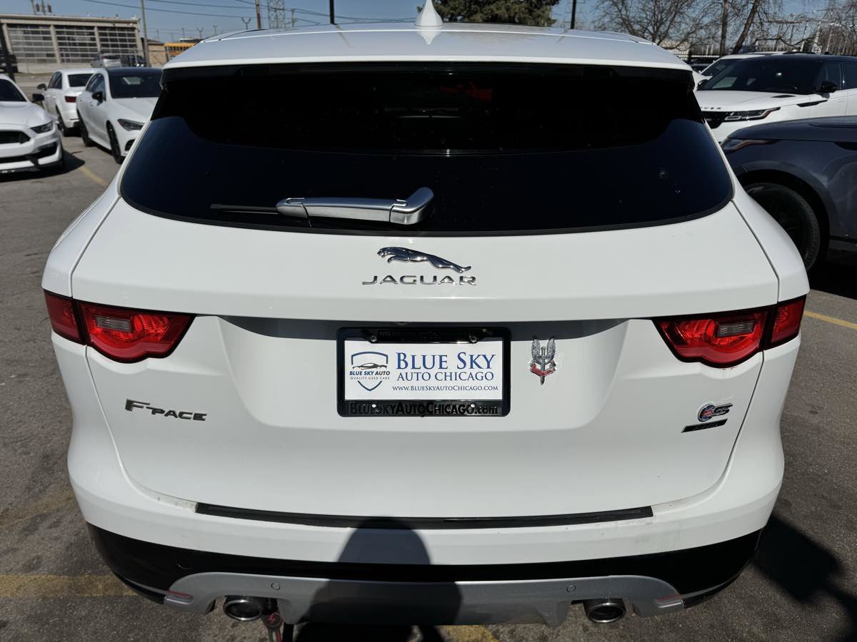 Used 2017 Jaguar F-PACE S image 6
