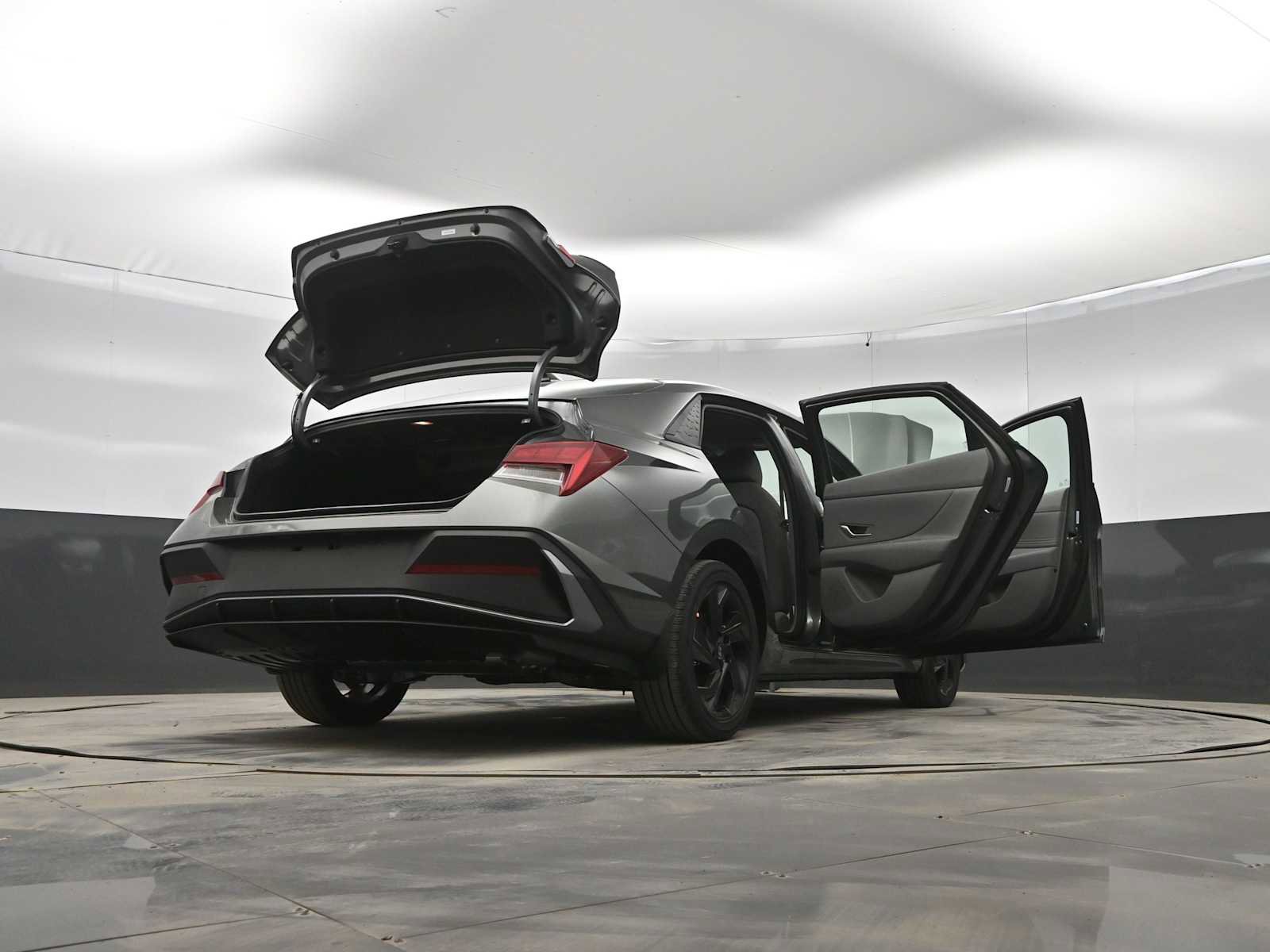 New 2026 Hyundai Elantra Sport image 44