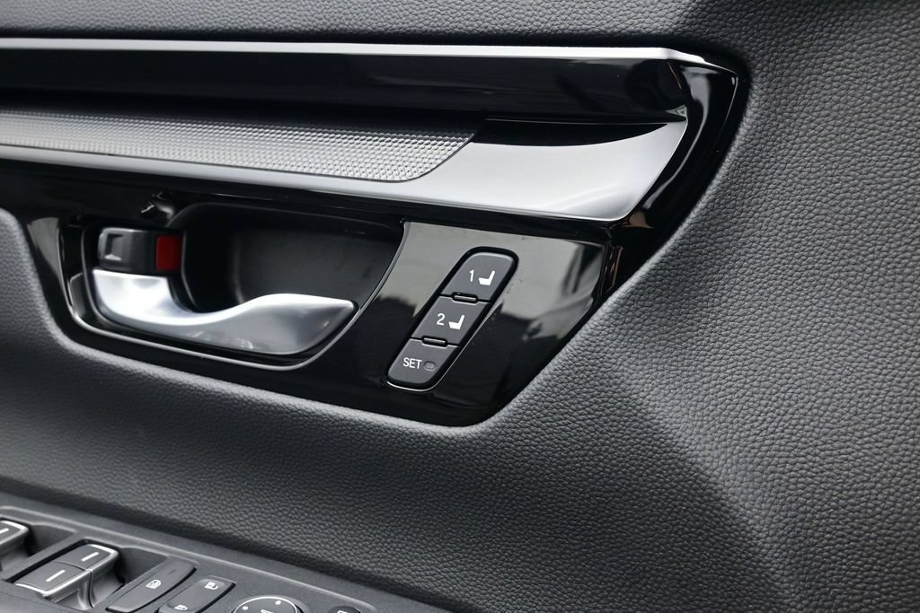 Certified 2024 Honda CR-V Sport Touring image 17