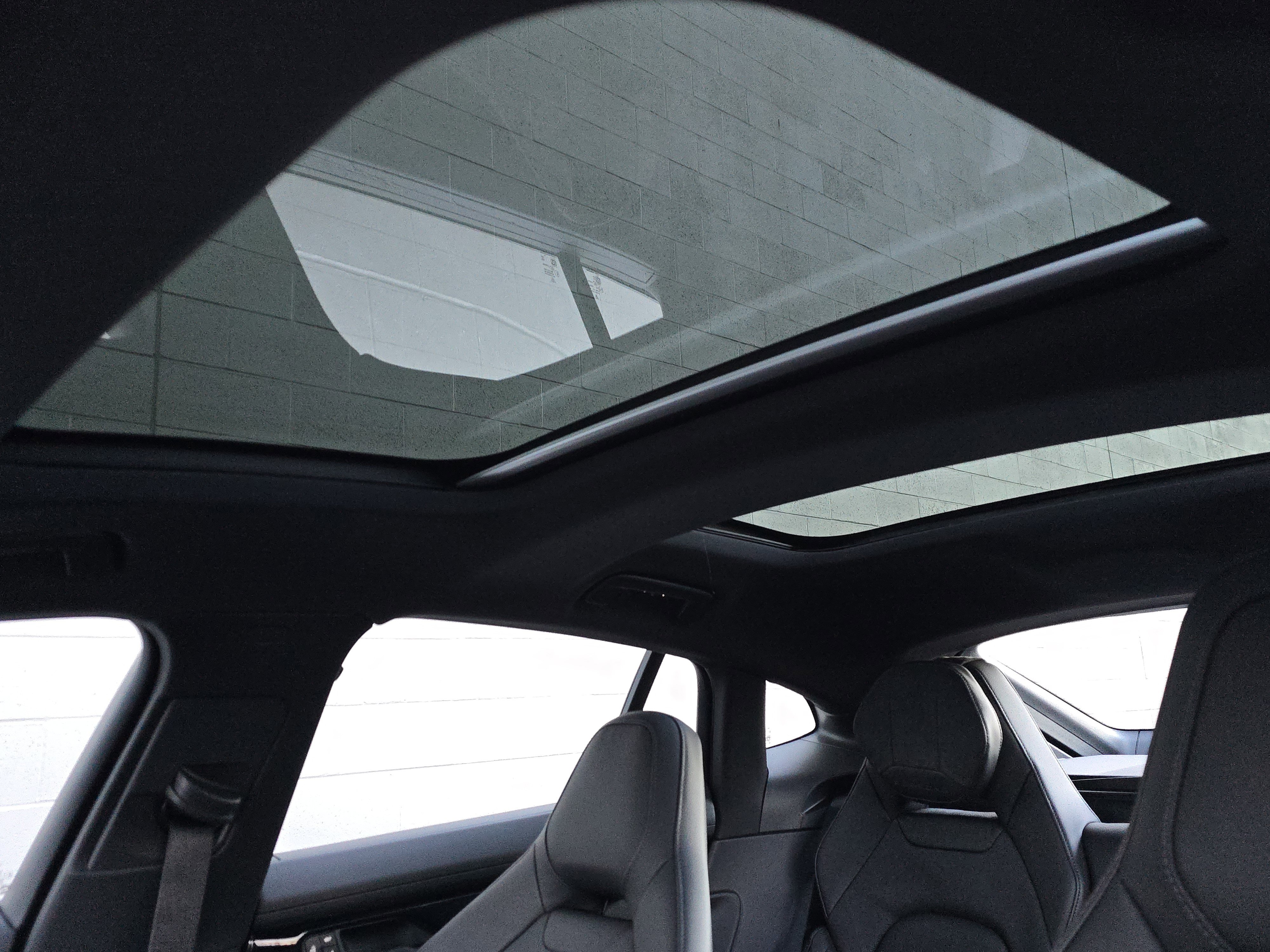 New 2026 Porsche Panamera 4 image 13