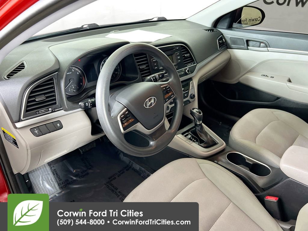 Used 2017 Hyundai Elantra SE image 3