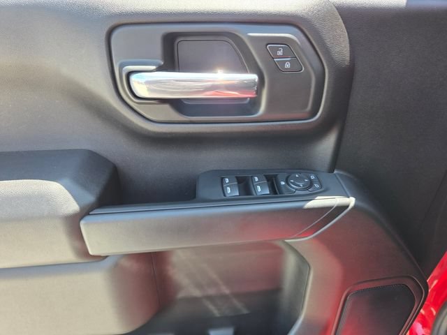 Certified 2026 Chevrolet Silverado 1500 Custom w/ LPO, Dark Essentials Package RWD image 17