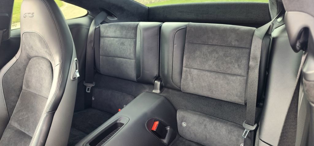 Used 2018 Porsche 911 Carrera 4 GTS image 31