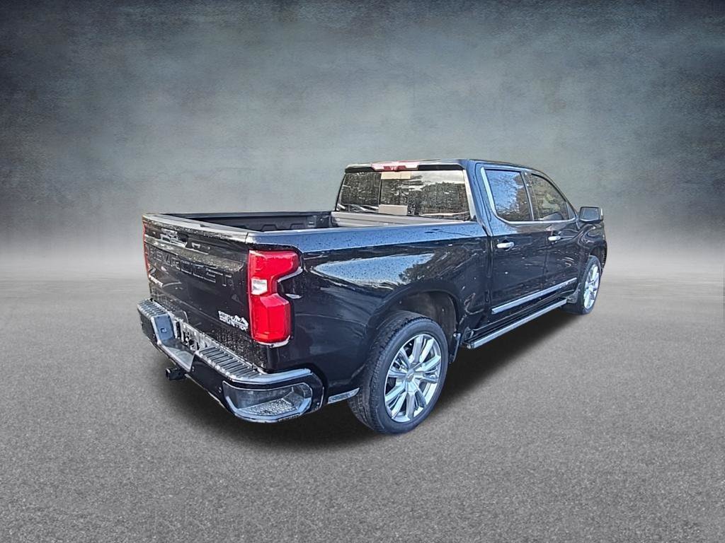 Used 2022 Chevrolet Silverado 1500 High Country w/ High Country Premium Package AWD/4WD image 8