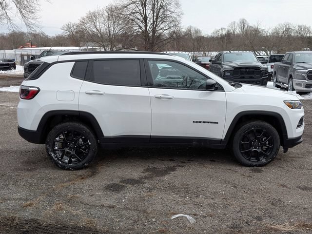New 2026 Jeep Compass Latitude AWD/4WD image 2