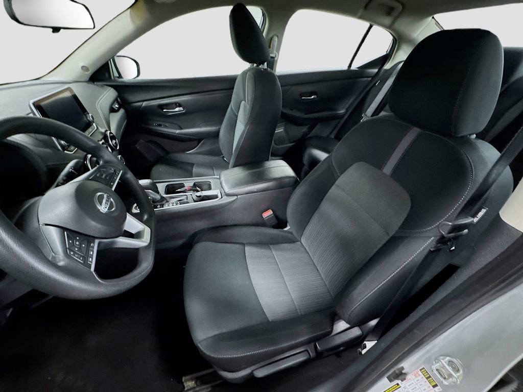 Used 2023 Nissan Sentra SV image 17