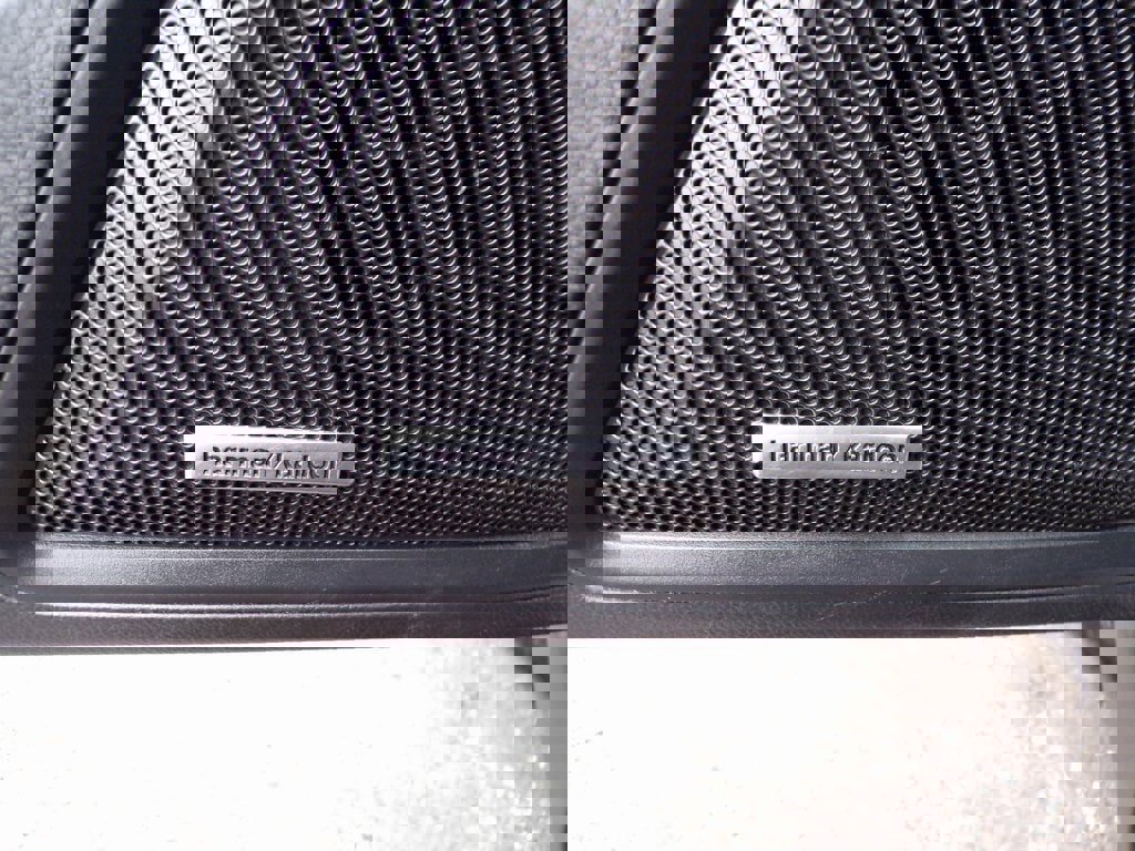 Used 2022 Subaru Outback Limited image 21