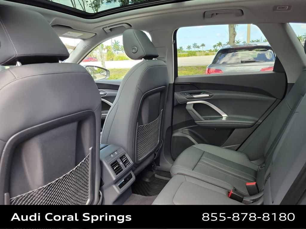 Certified 2025 Audi Q5 Premium w/ Convenience Package image 20
