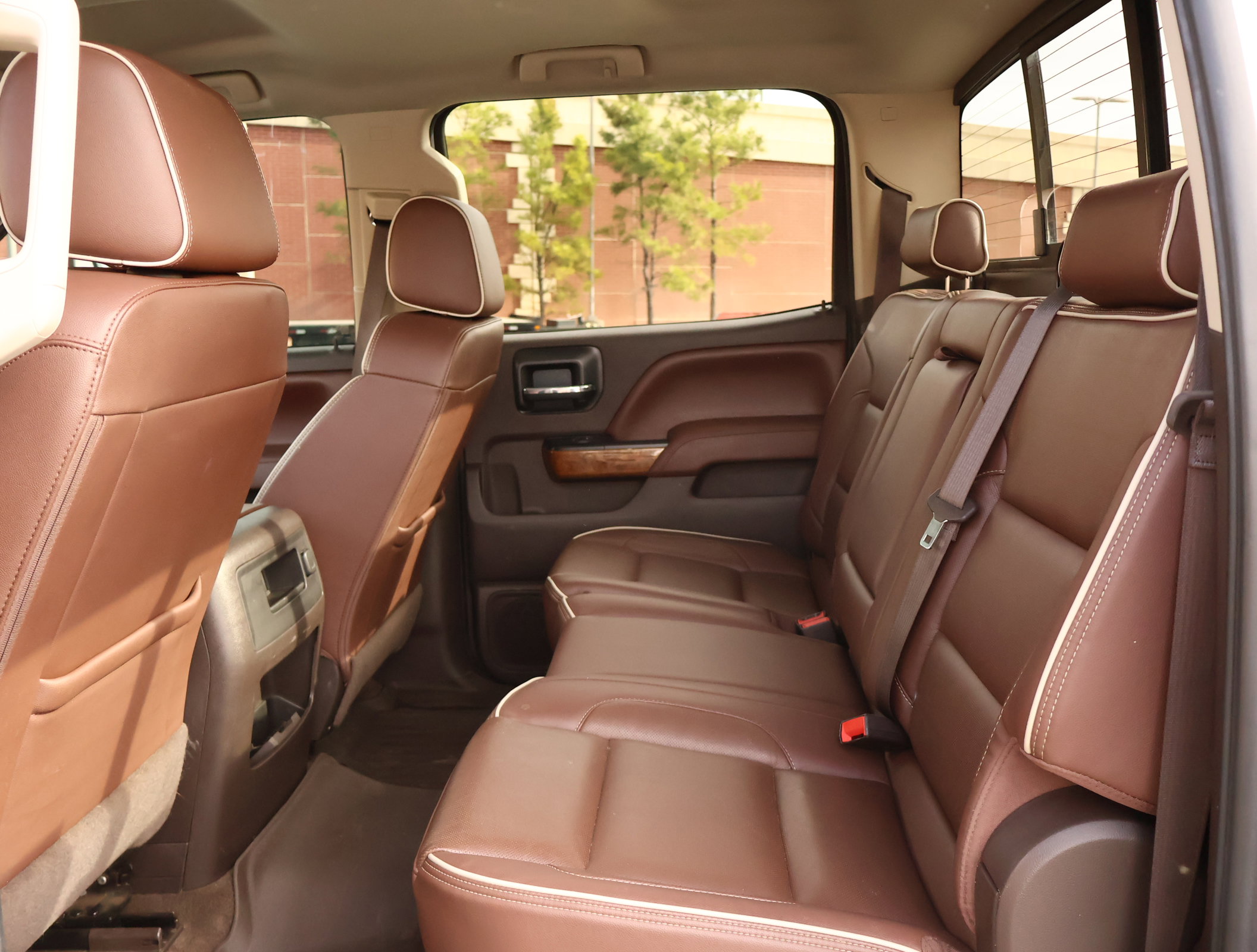 Used 2016 Chevrolet Silverado 2500 High Country w/ Duramax Plus Package image 22