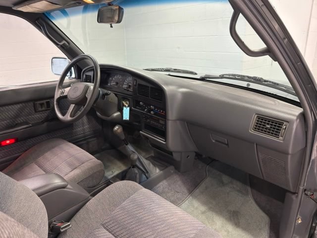 Used 1992 Toyota Pickup SR5 AWD/4WD image 18