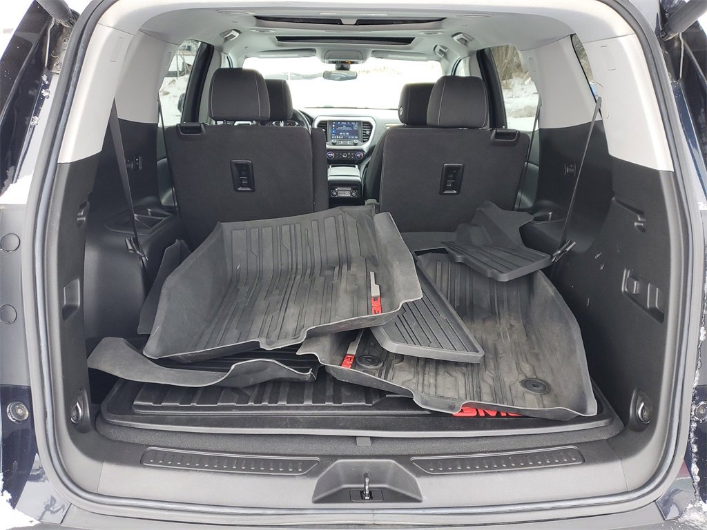 Used 2022 GMC Acadia SLE w/ Driver Convenience Package image 8