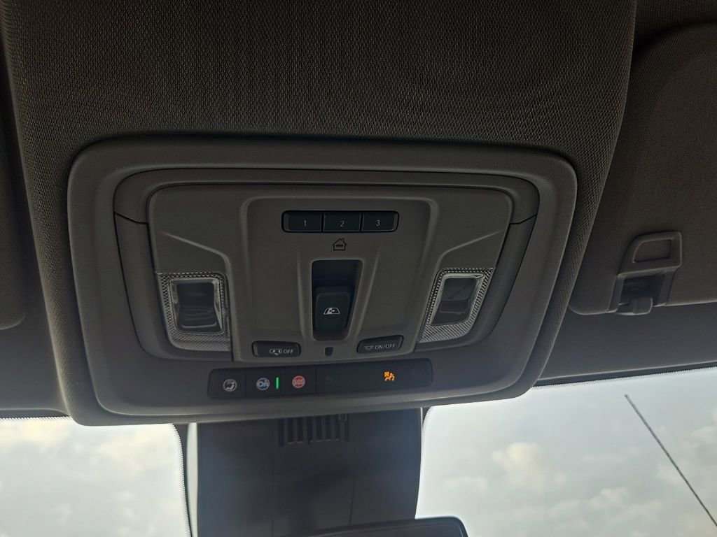 Used 2024 GMC Sierra 1500 Elevation w/ Preferred Package AWD/4WD image 25