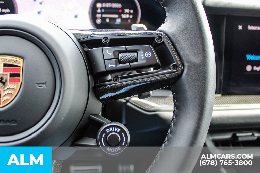 Used 2025 Porsche Cayenne GTS w/ Technology Package image 23