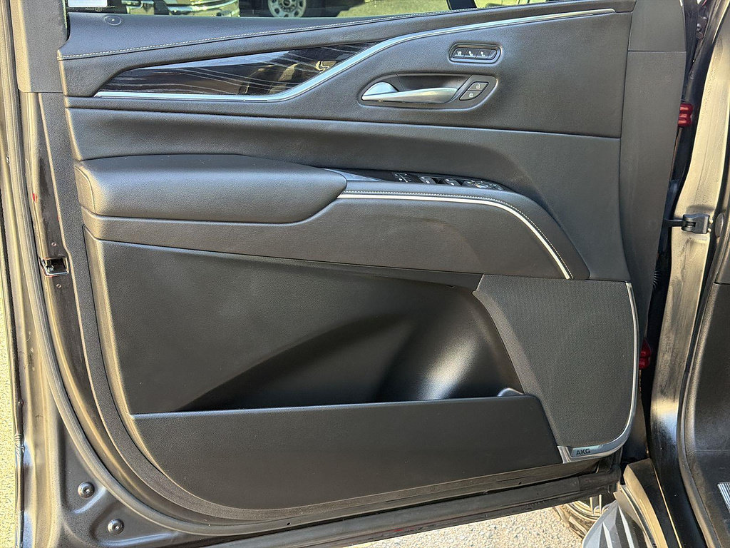 Used 2021 Cadillac Escalade Sport AWD/4WD image 22