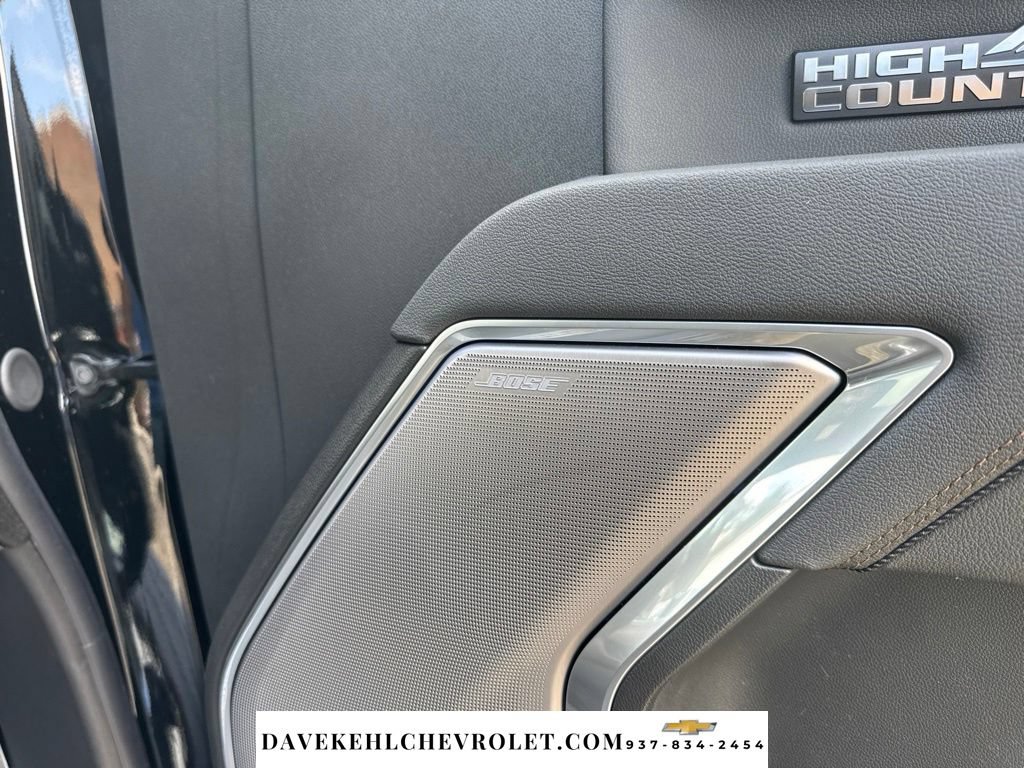 Used 2026 Chevrolet Silverado 1500 High Country w/ Midnight Edition AWD/4WD image 34