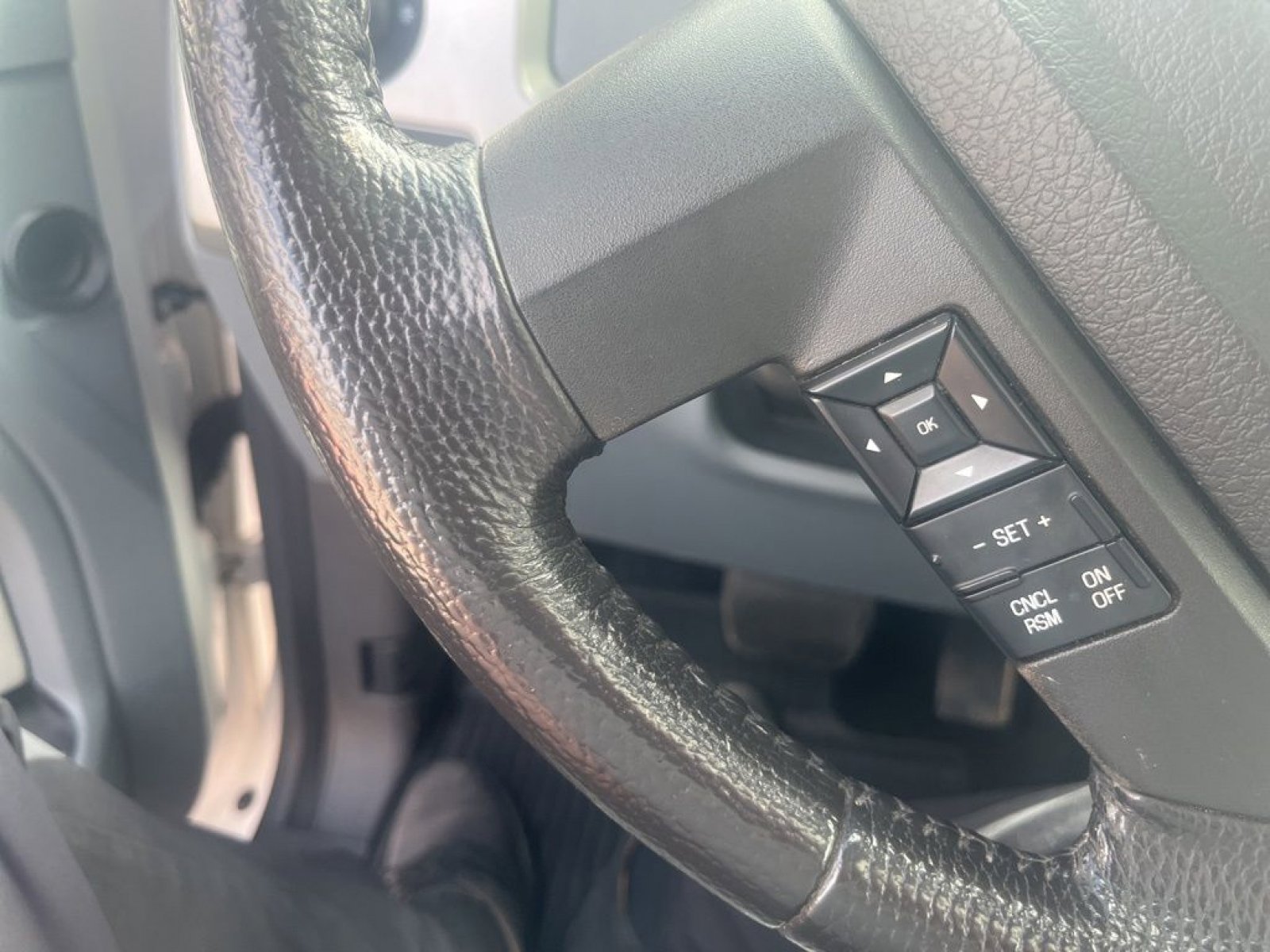 Used 2014 Ford F150 Lariat w/ Equipment Group 502A Luxury image 15