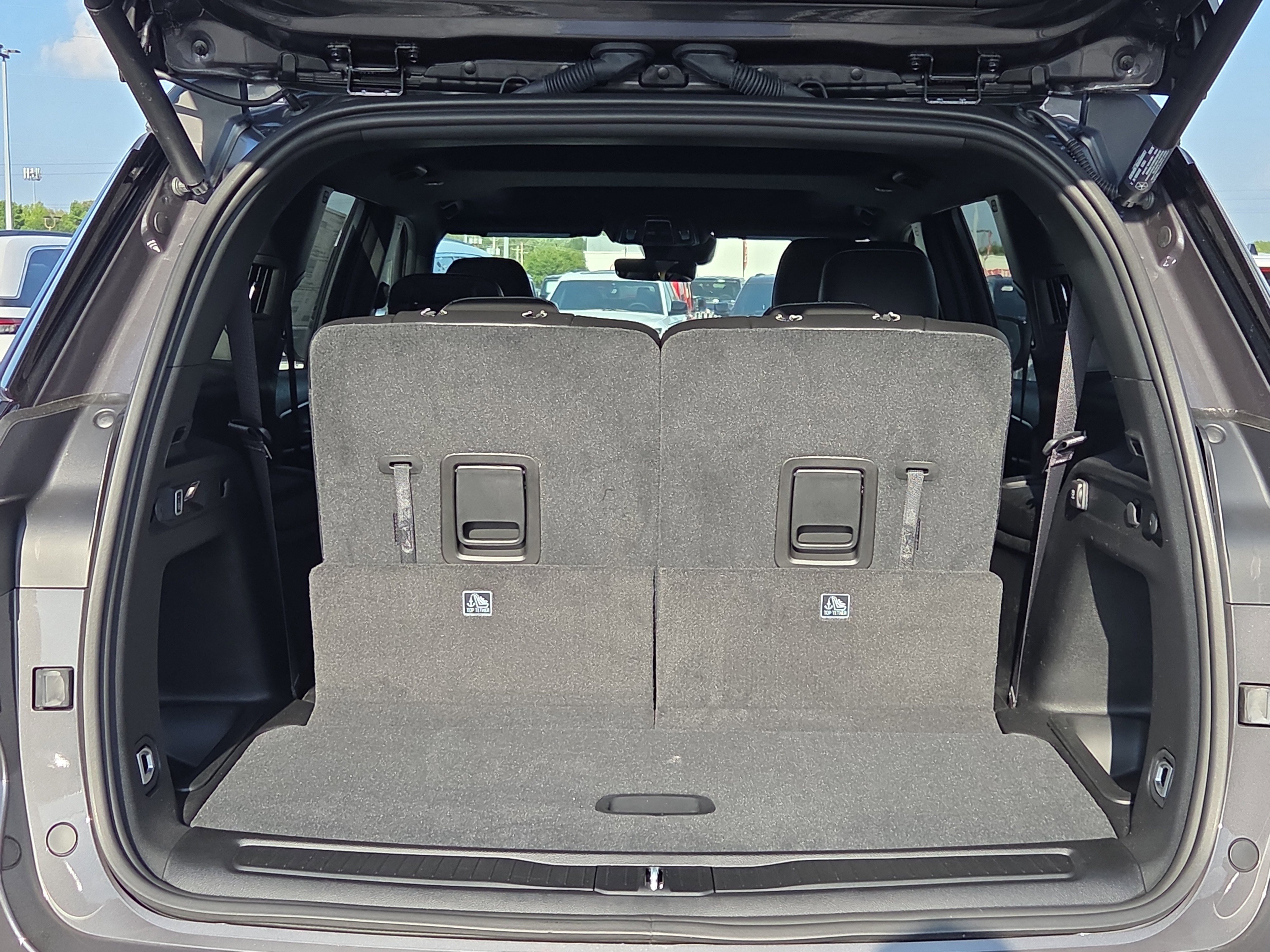 New 2025 Jeep Grand Cherokee L Altitude image 8