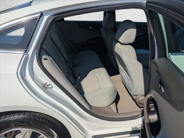Used 2023 Chevrolet Malibu LS FWD image 17