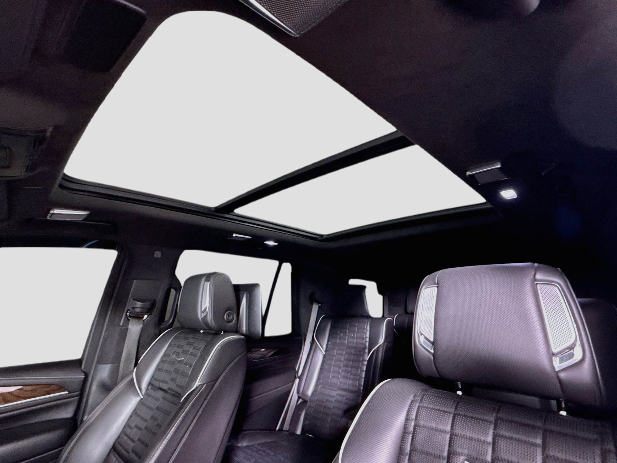 Used 2021 Cadillac Escalade Sport Platinum AWD/4WD image 24