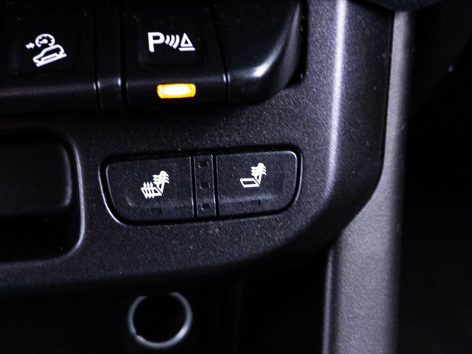 Used 2020 Chevrolet Colorado Z71 AWD/4WD image 30