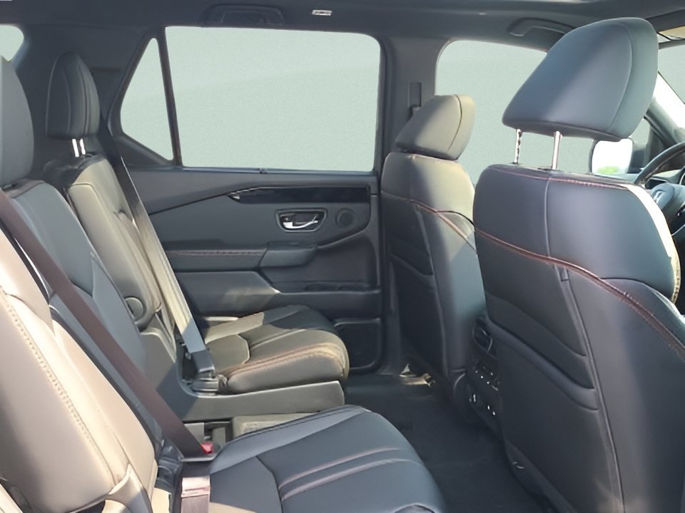 New 2026 Honda Pilot TrailSport image 15