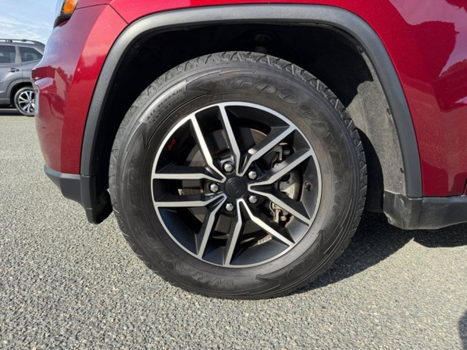 Used 2021 Jeep Grand Cherokee Trailhawk w/ Trailhawk Luxury Group image 9