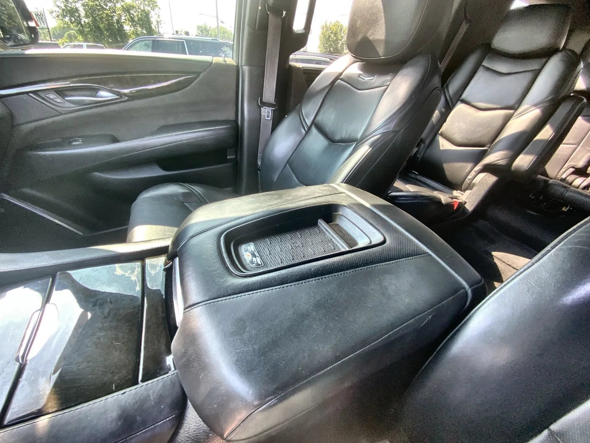 Used 2017 Cadillac Escalade Platinum RWD image 23