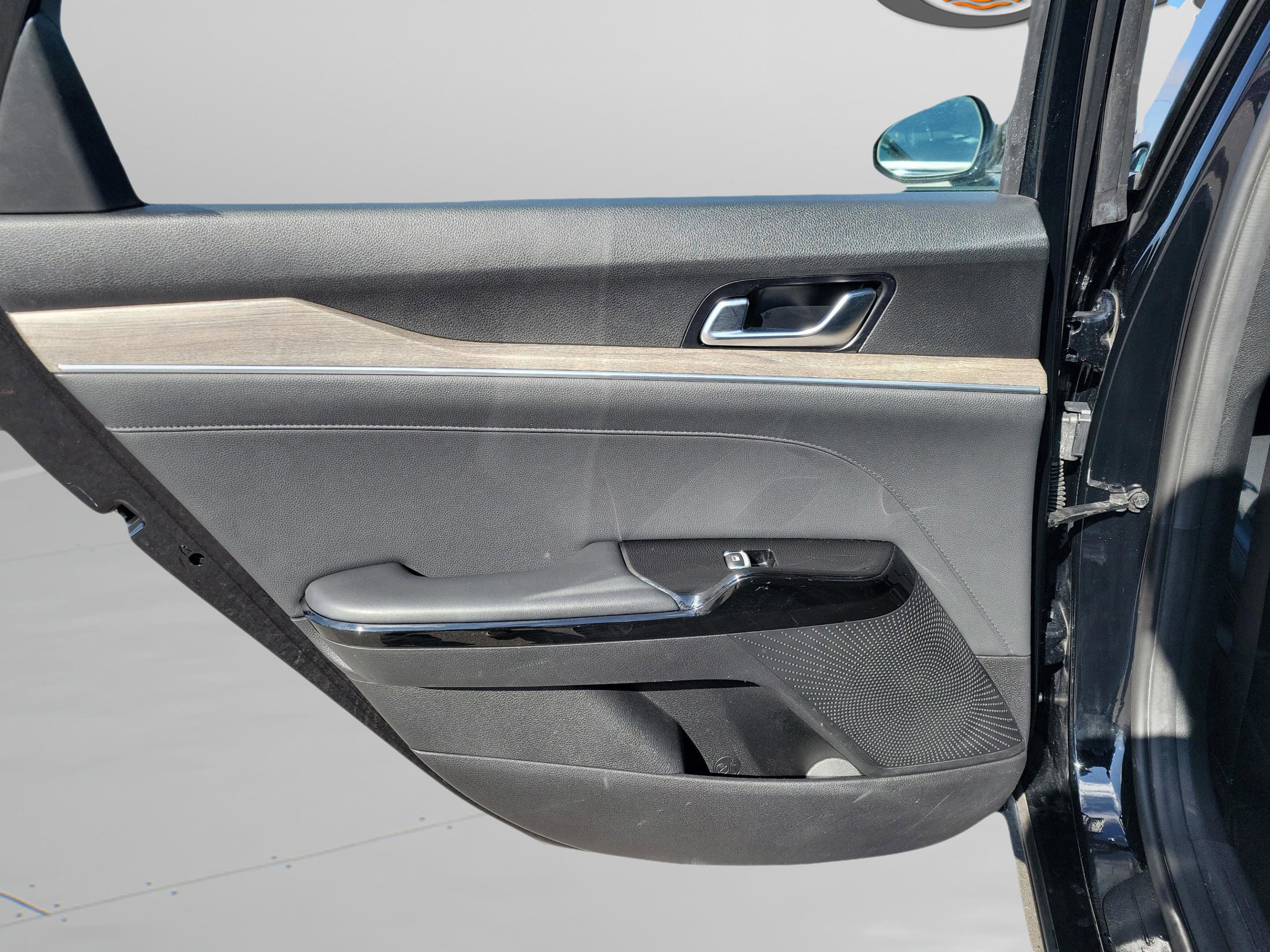 Used 2023 Kia K5 EX image 31