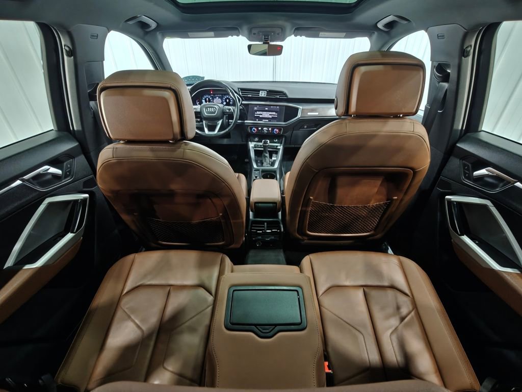 Used 2022 Audi Q3 2.0T Premium Plus w/ Premium Plus Package image 30