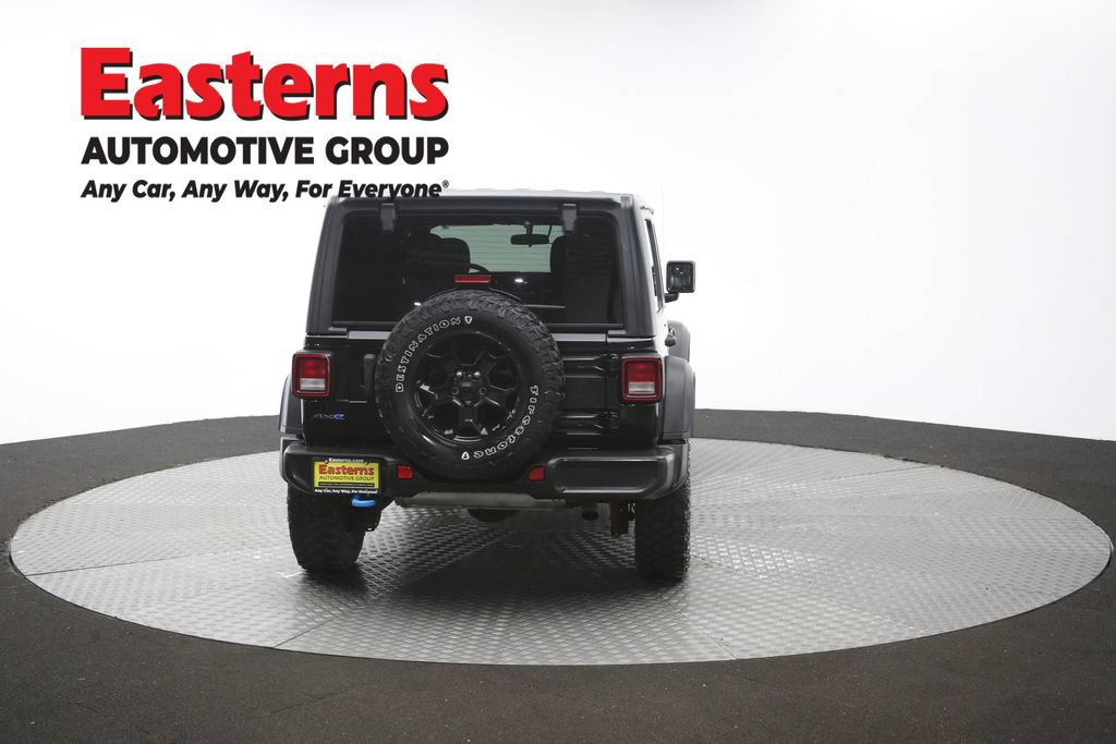 Used 2023 Jeep Wrangler Unlimited w/ Cold Weather Group AWD/4WD image 38